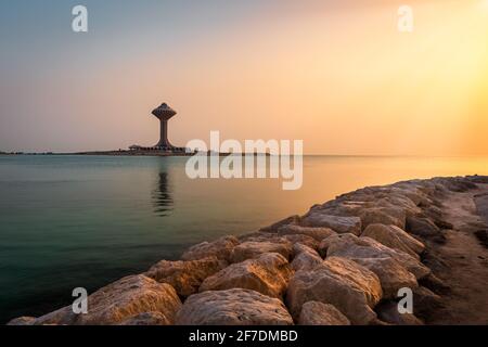 Khobar Water Tower durante il giorno, Provincia Orientale, al Khobar, Arabia Saudita. 02 APRILE 2021. Foto Stock