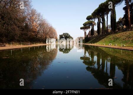 Canopus vista completa, Villa Adriana, Tivoli, Lazio, Italia, Europa Foto Stock