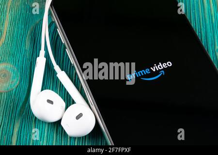 A Helsinki, Finlandia, 4 Maggio 2019: Amazon Video icona applicazione su Apple iPhone schermo X close-up. Amazon PrimeVideo icona app. La perfezione del Amazon applic Foto Stock