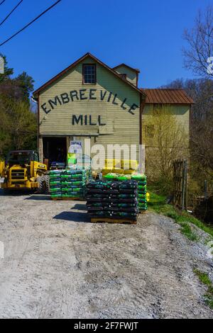 Embreeville, PA, USA - 6 aprile 2021: Il Mulino Embreevile si trova vicino al ramo ovest di Brandywine Creek nella contea di Chester, Pennsylvania. Foto Stock