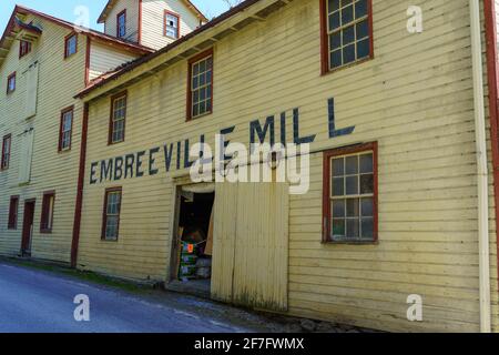 Embreeville, PA, USA - 6 aprile 2021: Il Mulino Embreevile si trova vicino al ramo ovest di Brandywine Creek nella contea di Chester, Pennsylvania. Foto Stock