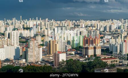 Veduta aerea degli edifici di San Paolo - San Paolo, Brasile Foto Stock