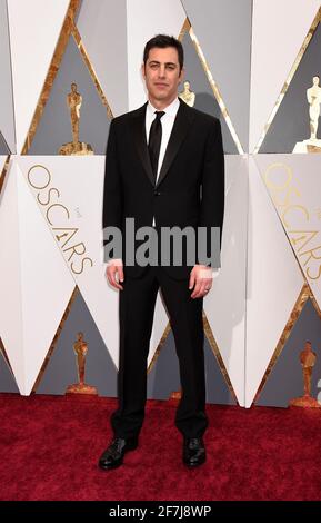 Josh Singer arriva all'ottantottesima cerimonia di Oscar, tenutasi al Dolby Theatre di domenica 28 febbraio 2016 a Hollywood, California. Foto di Jennifer Graylock-Graylock.com 917-519-7666 Foto Stock