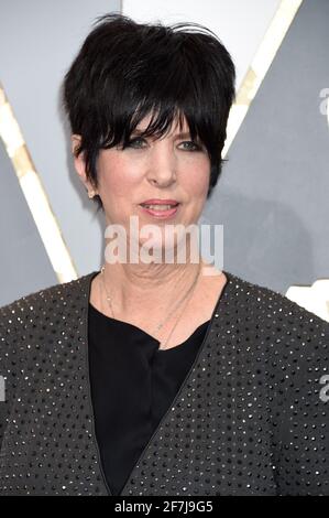 Diane Warren arriva all'ottantesima cerimonia di Oscar, tenutasi al Dolby Theatre di domenica 28 febbraio 2016 a Hollywood, California. Foto di Jennifer Graylock-Graylock.com 917-519-7666 Foto Stock