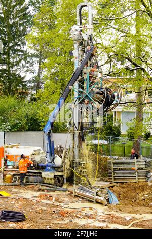 Trivellazione per energia geotermica in basso, Basilea, Svizzera. Foto Stock