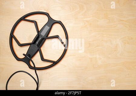 Bobina di ricerca della vista superiore del rilevatore di metalli Foto Stock