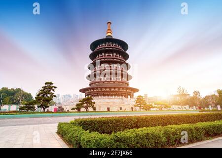 Pagoda nel Parco storico Nazionale delle Dinastie sui e Tang, Luoyang, Henan, Cina Foto Stock