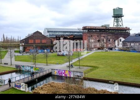 21.03.2021, Bochum, Ruhrgebiet, Nordrhein-Westfalen, Deutschland - Jahrhunderthalle Bochum im Bochumer Westpark Foto Stock