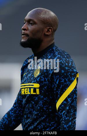 Milano, Italia. 07 aprile 2021. Romelu Lukaku (FC Internazionale) si sta riscaldando prima della partita durante Inter - FC Internazionale vs US Sassuolo, Serie calcistica Italiana UNA partita a Milano, Italia, Aprile 07 2021 Credit: Independent Photo Agency/Alamy Live News Foto Stock