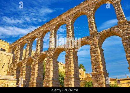 Romano ponte acquedotto di Segovia, in Spagna, UNESCO Foto Stock