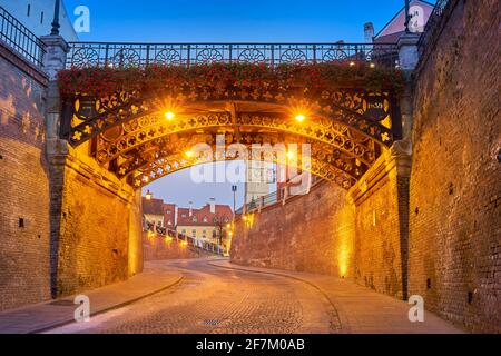 Ponte di bugiardi, Sibiu città vecchia, Transilvania, Romania Foto Stock