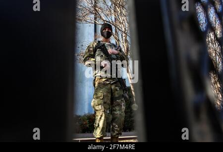 La Guardia Nazionale si è schierata a Washington DC il 20 gennaio per l'inaugurazione di Joe Biden. Foto Stock
