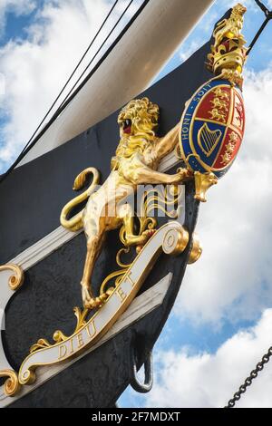 Prow della SS Gran Bretagna che porta il leone britannico E lo stemma reale - porto galleggiante di Bristol REGNO UNITO Foto Stock