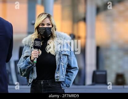 Milano, Italia. 07 aprile 2021. Diletta Leotta di DAZN Italia ha visto durante la Serie UNA partita di calcio 2020/21 tra FC Internazionale e Sassuolo allo Stadio San Siro.(Punteggio finale; FC Internazionale 2:1 Sassuolo) (Foto di Fabrizio Carabelli/SOPA Images/Sipa USA) Credit: Sipa USA/Alamy Live News Foto Stock