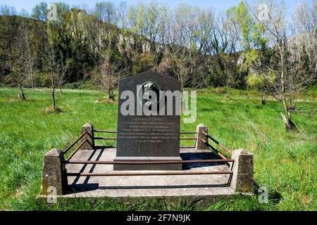 Monumento ad Adrien Gonnet, Viviers, Ardeche, Francia Foto Stock