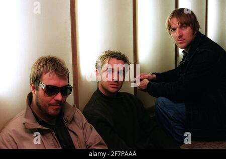 Jimmy Goodwin Andy e Jez Williams del 2000 ottobre dalla band Colomba Foto Stock