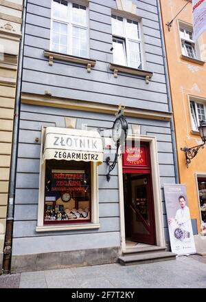 GDANSK, POLONIA - 21 settembre 2015: Ingresso a un negozio che vende orologi Foto Stock