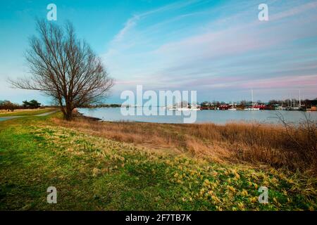 Porto di Ishoj in Danimarca al tramonto Foto Stock