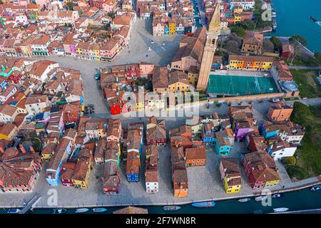 Vista aerea delle case colorate dell'Isola di Burano