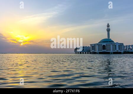 Moschea al Rahma: La Moschea galleggiante a Jeddah, Arabia Saudita Foto Stock