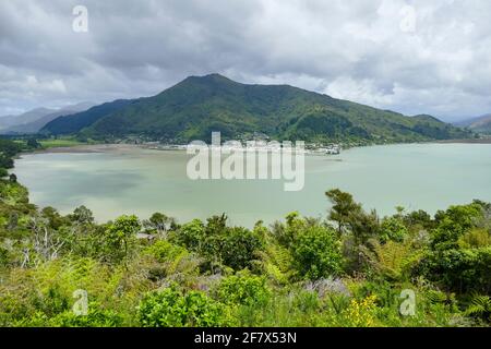 Paesaggio costiero intorno a Havelock nella regione di Marlborough a New Zelanda Foto Stock