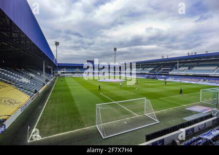 LONDRA, REGNO UNITO. APRIL10TH: QPR Stadium prima della partita del campionato Sky Bet tra Queens Park Rangers e Sheffield mercoledì al Loftus Road Stadium di Londra sabato 10 aprile 2021. (Credit: Ian Randall | MI News) Credit: MI News & Sport /Alamy Live News Foto Stock