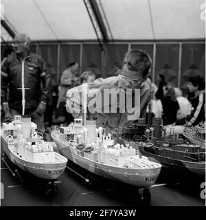 Fleet Days 1989 in Den Helder.ook modelli di navi ha attirato l'interesse necessario. Foto Stock
