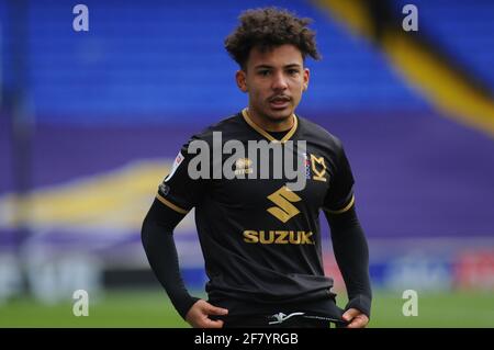 Mk Dons Matthew Sorinola durante la partita della Sky Bet League 1 tra Ipswich Town e MK Dons a Portman Road, Ipswich, sabato 10 aprile 2021. (Credit: Ben Pooley | MI News) Credit: MI News & Sport /Alamy Live News Foto Stock