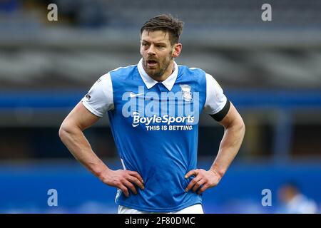 Birmingham, Regno Unito. 10 Apr 2021. Lukas Jutkiewicz n° 10 della Birmingham City di Birmingham, Regno Unito, il 4/10/2021. (Foto di Simon Bissett/News Images/Sipa USA) Credit: Sipa USA/Alamy Live News Foto Stock
