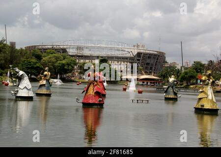 salvador, bahia / brasile - 12 novembre 2012: Scultura di orixas, staccata dal candelabro, sono visti a Dique de Itororo nella città di Salvador. Foto Stock