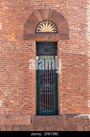 Washington Avenue Armory, 195 Washington Avenue, è ora un luogo di eventi e sport ad Albany. Foto Stock