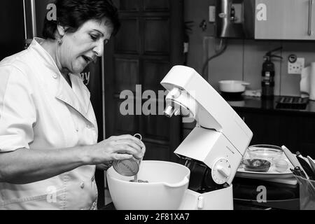 JOHANNESBURG, SUDAFRICA - 13 marzo 2021: Johannesburg, Sudafrica - 16 2013 marzo: Lezione di cucina a basso contenuto di sale di Nestle Foto Stock