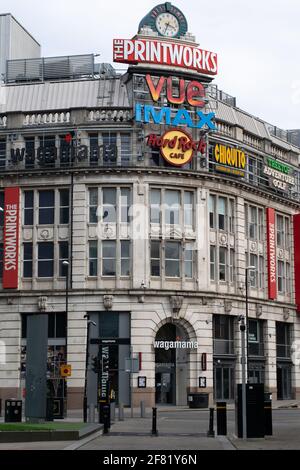 Printworks edificio Manchester durante la chiusura nazionale in Inghilterra con strada vuota, Foto Stock