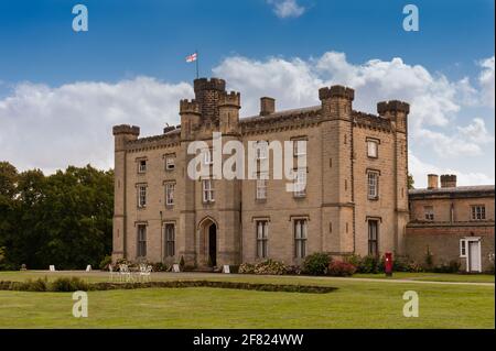 Chiddingstone Castle, Chiddingstone, vicino Edenbridge, Kent, Inghilterra, Regno Unito, UK - giorno esterno Foto Stock