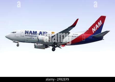 Giacarta, Indonesia – 26. Gennaio 2018: Nam Air Boeing 737-500 all'aeroporto di Giacarta (CGK) in Indonesia. Boeing è un produttore di aeromobili con sede a Seatt Foto Stock