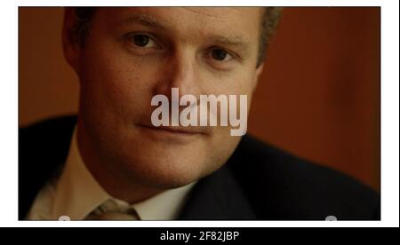 Lord Rothermere nel suo ufficio presso Allied giornali a Kensington.pic David Sandison 22/9/2004 Foto Stock