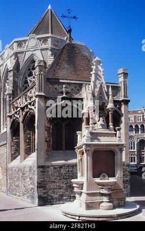 Waldegravio Memorial fontana da bere fuori Santa Trinity Church, Hastings, East Sussex, Inghilterra, Regno Unito Foto Stock