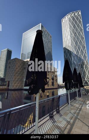 One Bank Street, l'edificio di Terranova, Mackenzie Walk, Middle Dock, Canary Wharf, Docklands, East London, Regno Unito Foto Stock