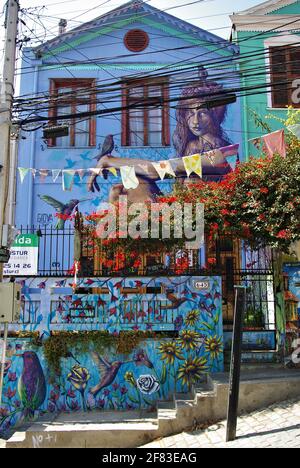 Arte di strada in Valparaiso, Cile Foto Stock