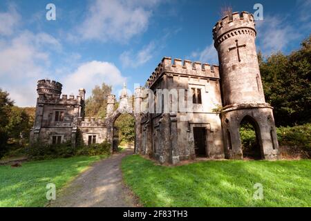 Ballysagartmore torri e ingresso nella contea di Waterford in Irlanda Foto Stock