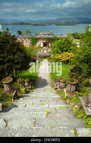 Bantry casa e giardini nella baia di Bantry sul selvaggio Atlantic Way a West Cork in Irlanda Foto Stock