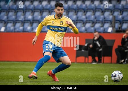 Brondby, Danimarca. 11 Apr 2021. Anthony Jung (3) di Brondby SE visto durante la partita 3F Superliga tra Brondby IF e FC Copenhagen al Brondby Stadium di Brondby. (Photo Credit: Gonzales Photo/Alamy Live News Foto Stock