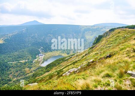 Lago glaciale sui Monti Krkonose Foto Stock