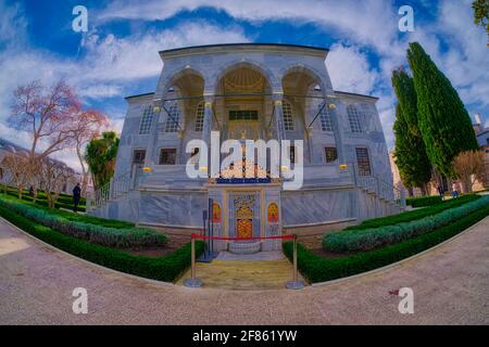 Il Topkapı Palace ‘Cannon Gate Palace' è un grande museo situato nella parte orientale del quartiere Fatih di Istanbul, in Turchia. Nei secoli 15 e 16 esso Foto Stock