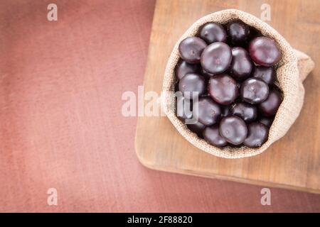 Bacche acai fresche - Euterpe oleracea Foto Stock