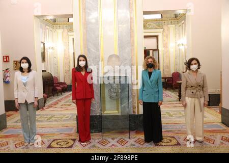 Madrid, Spagna. 12 Aprile 2021. La regina spagnola Letizia Ortiz arriva a tributo per Clara Campoamor a Madrid lunedì 12 aprile 2021. Credit: STAMPA CORDON/Alamy Live News Foto Stock