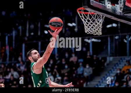 SINT PETERSBURG, PAESI BASSI - APRILE 12: Ioannis Papapetrou di BC Panathinaikos durante la partita Eurolega tra BC Zenit e BC Panatinaikos a OL Foto Stock