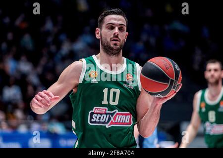 San Pietroburgo, Russia - APRILE 12: Ioannis Papapetrou di BC Panathinaikos durante la partita Eurolega tra BC Zenit e BC Panatinaikos ad Olympi Foto Stock