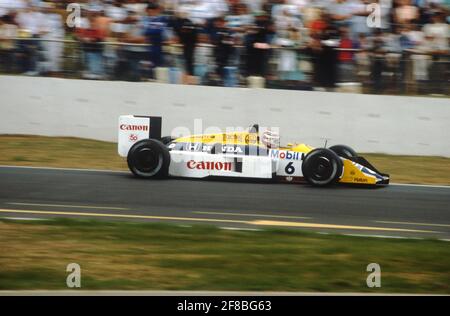 Nelson Piquet nella Williams FW11B in qualifica per il Gran Premio di Gran Bretagna 1987, Silverstone. Foto Stock