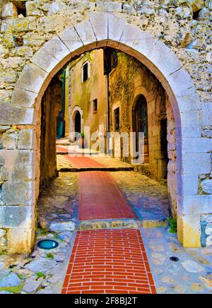 Porta d'ingresso a la Turbie, il borgo medievale nel sud della Francia sopra Monaco. Foto Stock